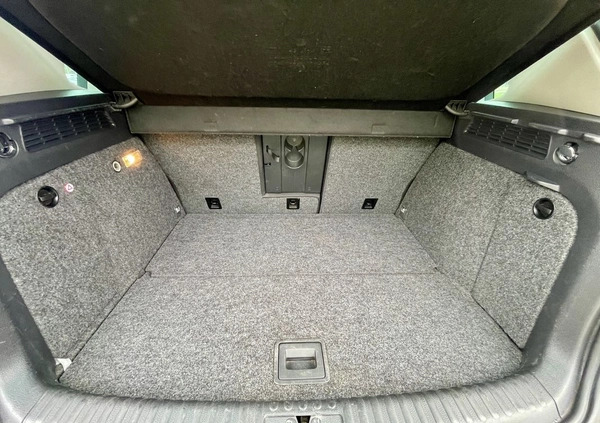 Volkswagen Tiguan cena 54900 przebieg: 153000, rok produkcji 2011 z Warka małe 379
